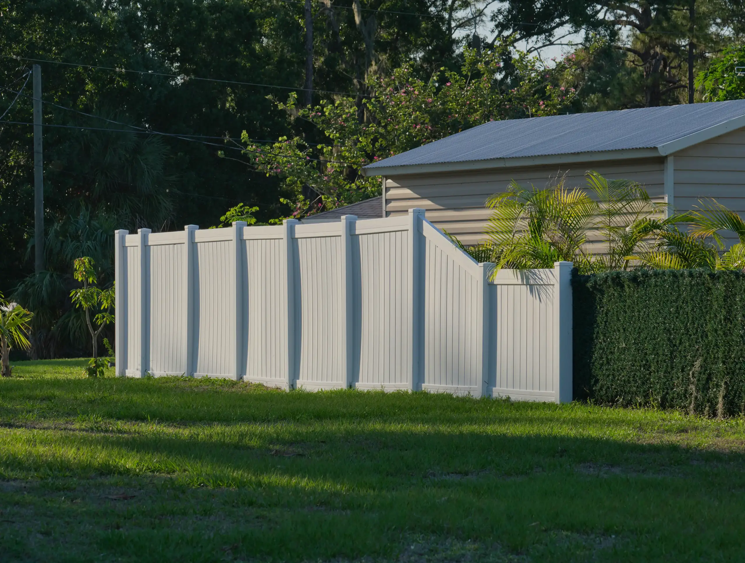 Modern privacy fence